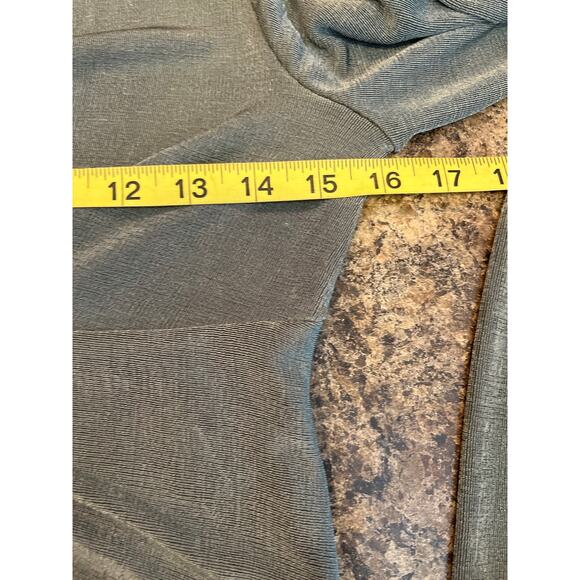 Hello Molly Size 8 Grayish Blue Shimmer Button Front Collared Shirt - Picture 7 of 8